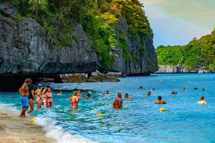 Angthong National Marine Park